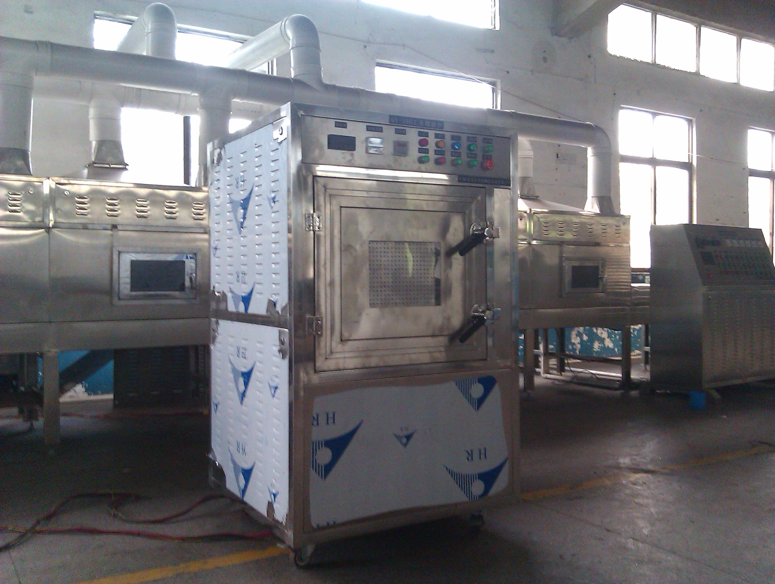 工業微波爐在東園生態農業科技有限公司投入使用